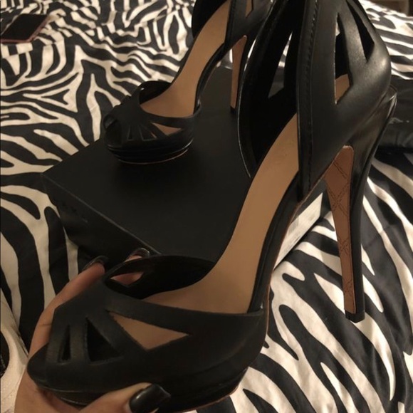 L.a.m.b. - Picture 2 of 3